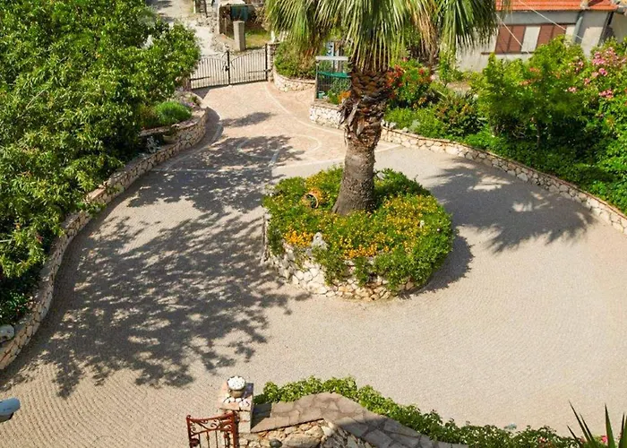 Βίλα Octavius Rachi (Lefkada)